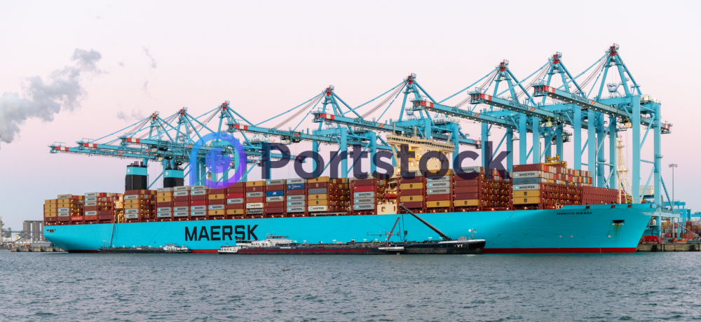 Container ship Munich Maersk at the APM terminal Portstock